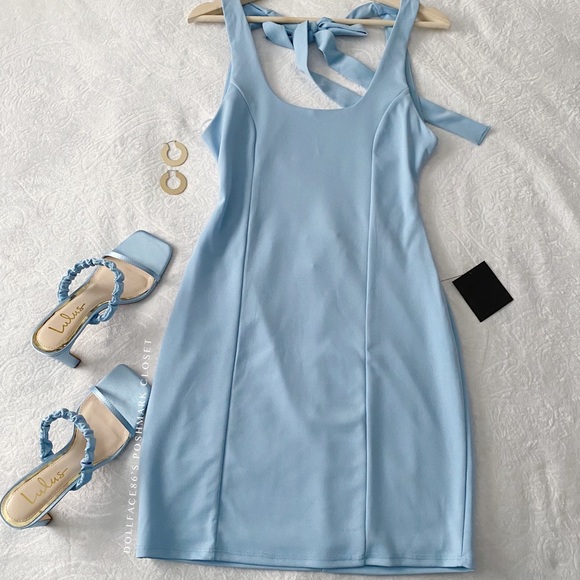 NWT Lulu’s Light Blue Cut Out Back Dress - Picture 2 of 10